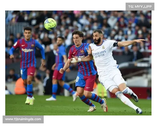 巴萨战胜皇马的关键因素解析：战术布置、球员发挥与心理优势